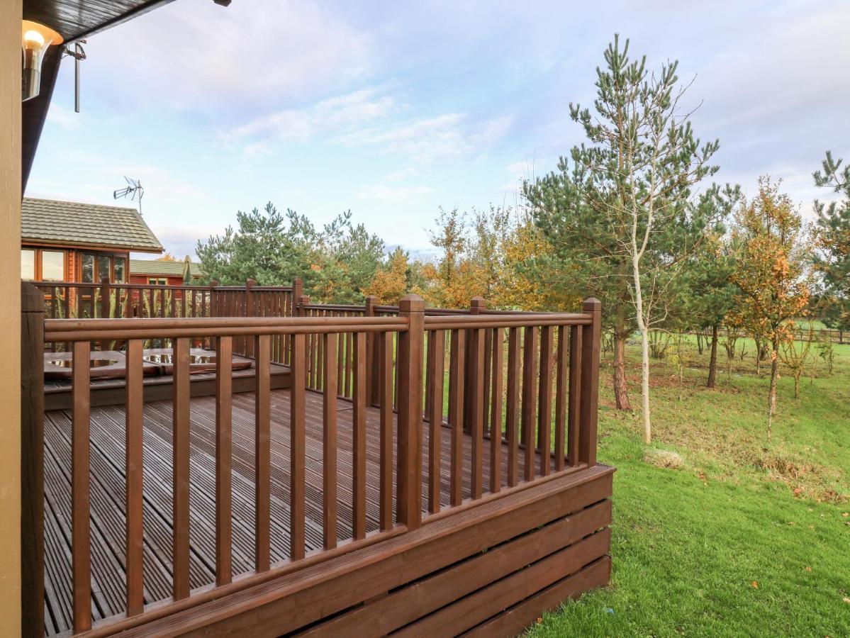 Oakwood Lodge York Eksteriør bilde
