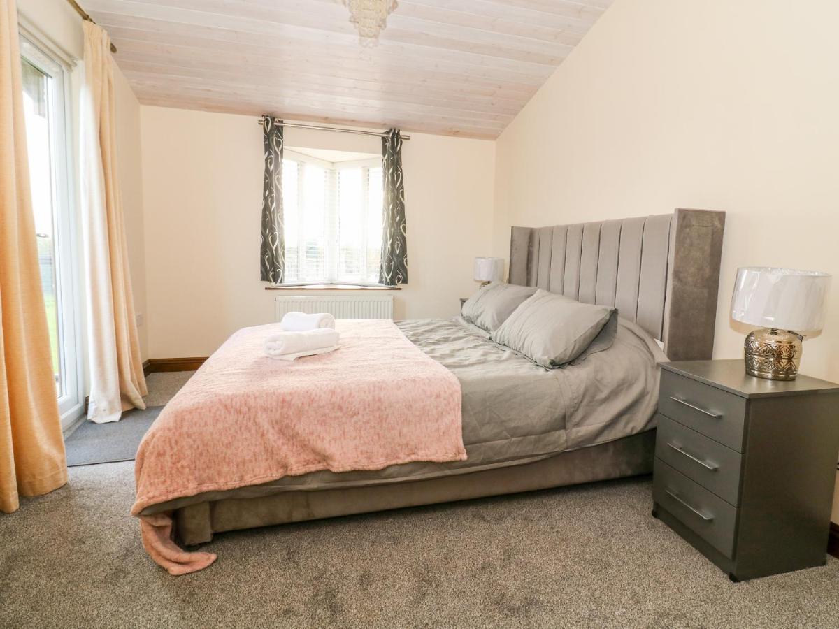 Oakwood Lodge York Eksteriør bilde