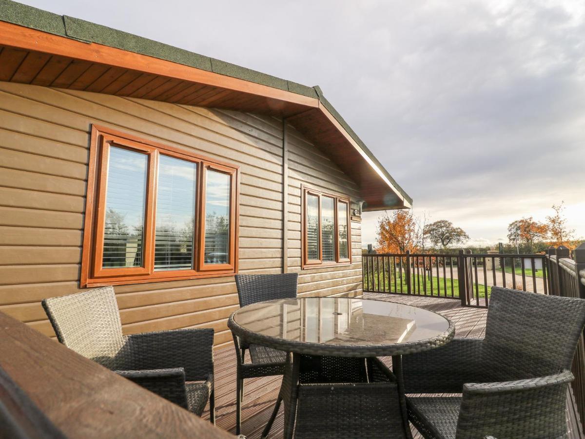 Oakwood Lodge York Eksteriør bilde